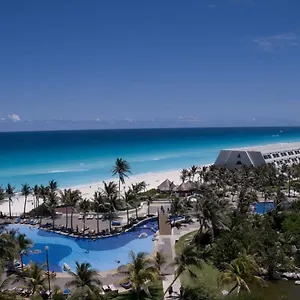 Oasis Lite Resort